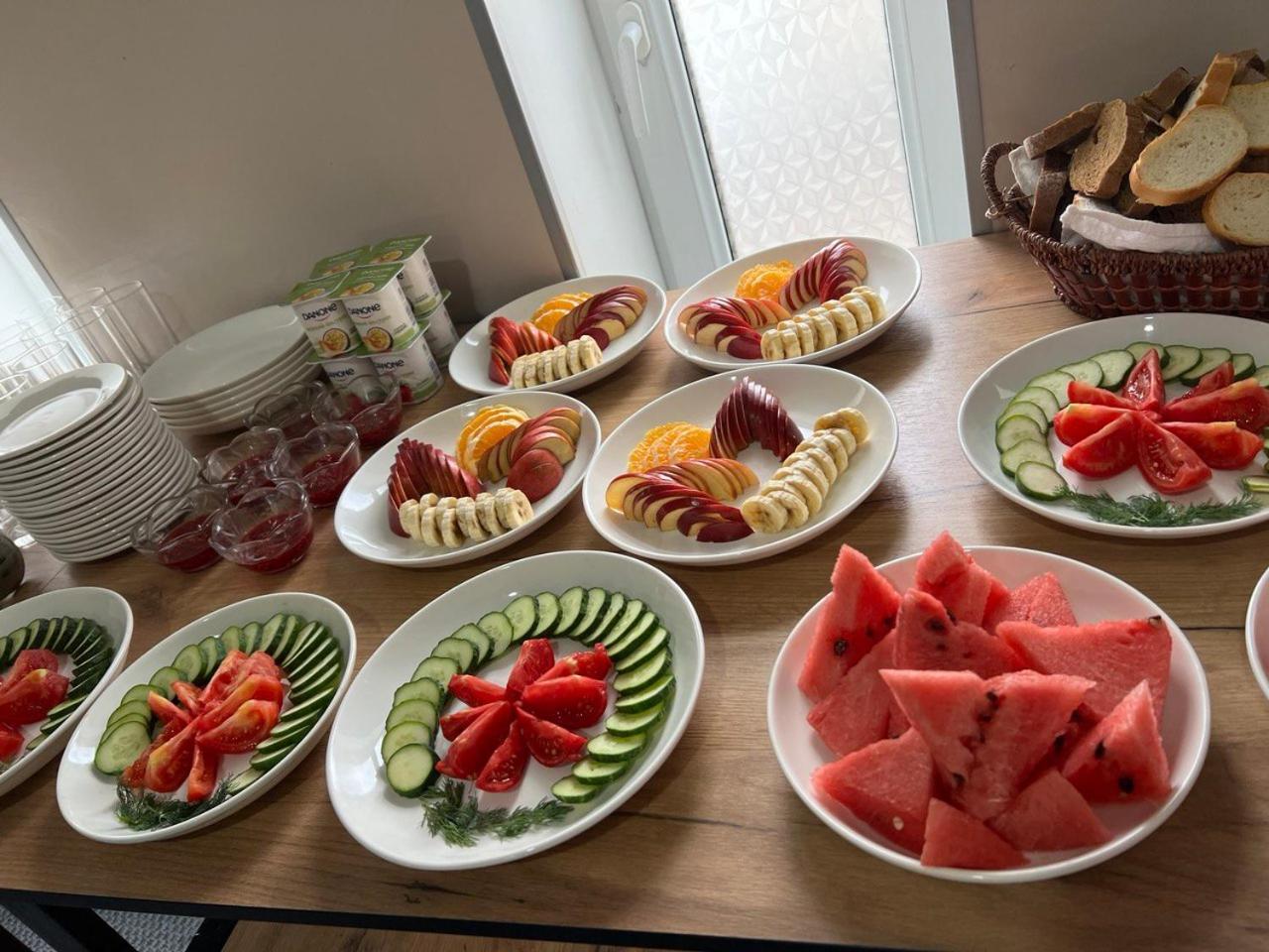 Ave Hotel Osh Dış mekan fotoğraf