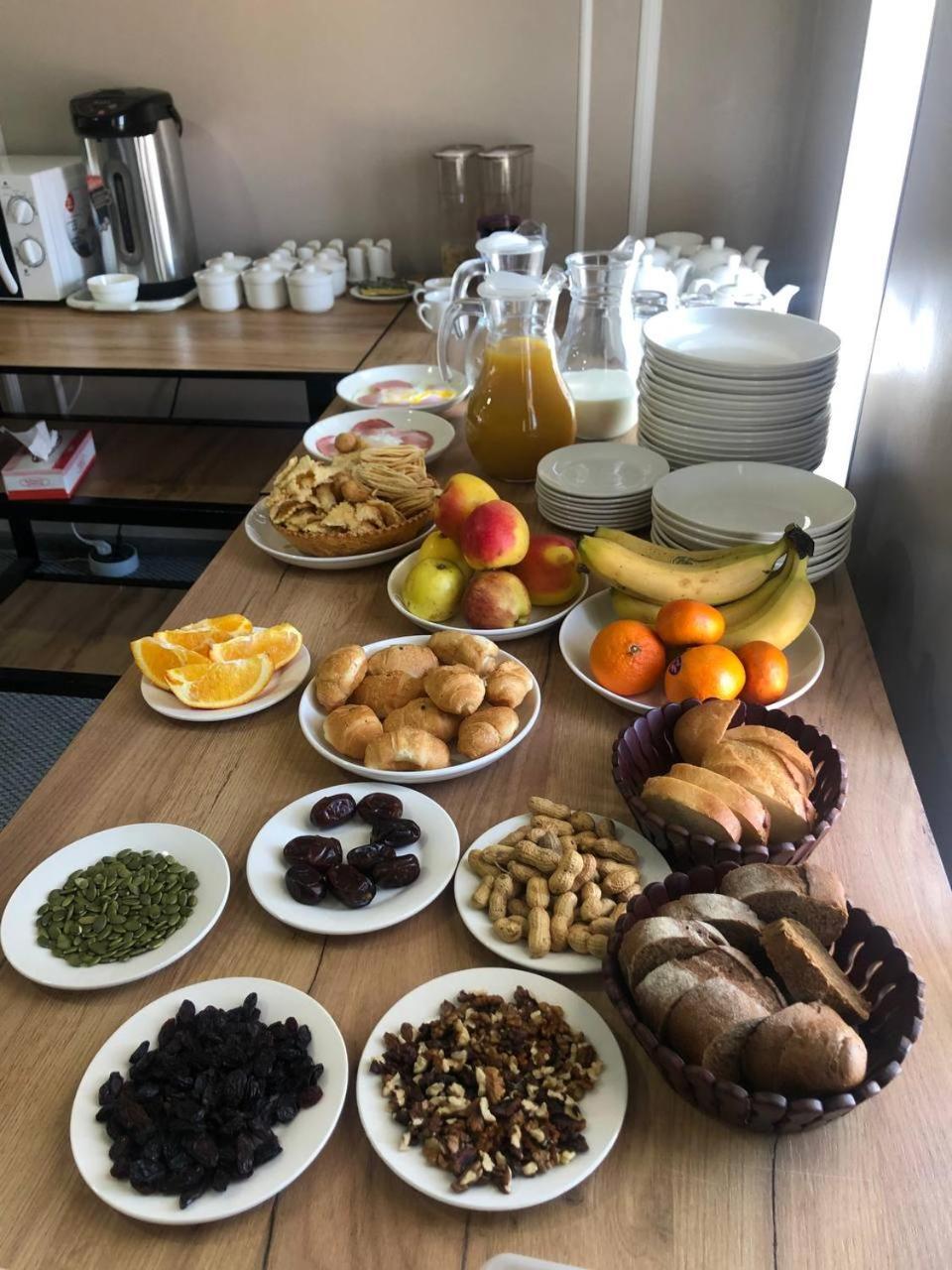 Ave Hotel Osh Dış mekan fotoğraf