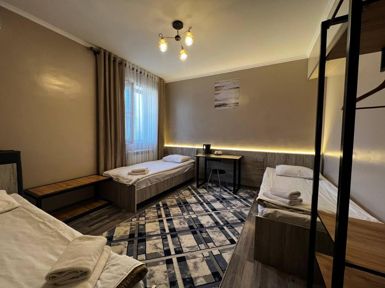 Ave Hotel Osh Dış mekan fotoğraf